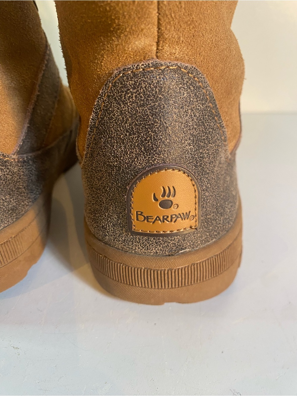 BearPaw Serena Suede Knit Lace Up Leather Sherpa Lined Shearling Boots
Size 9 - Picture 9 of 16